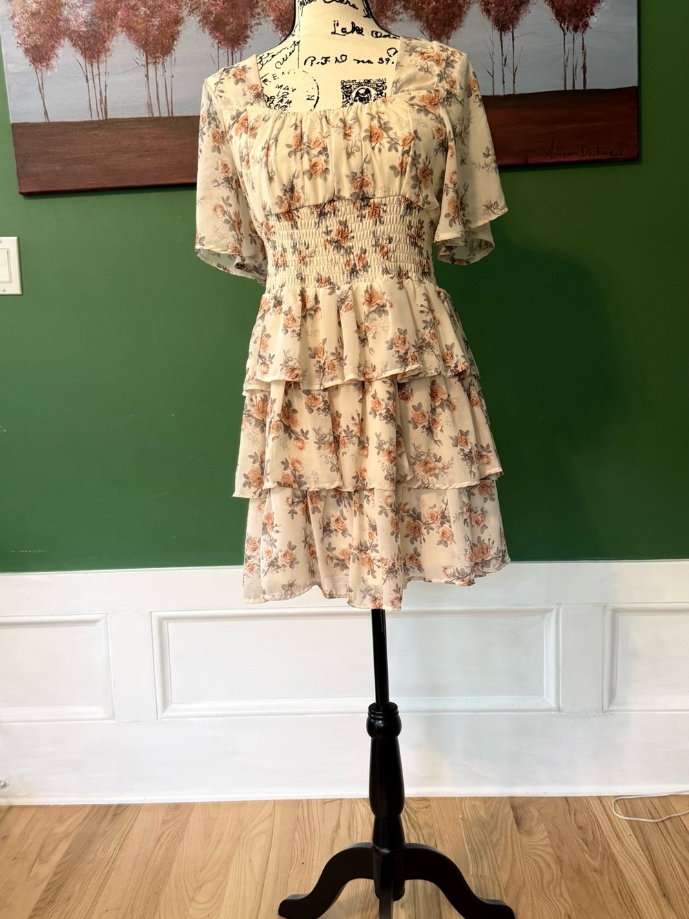 Cashmere & champagne Floral Tiered Ruffle Dress - Cream Floral
